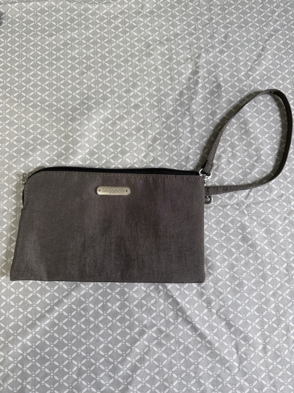 Baggallini Charcoal Gray Wristlet with Strap